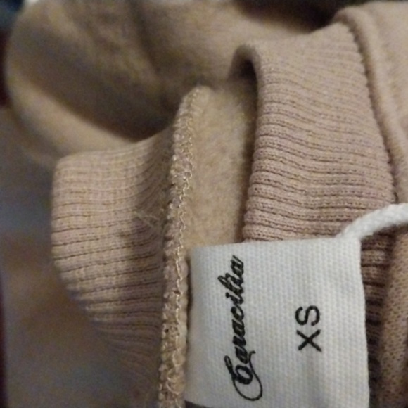 Caracilia Women's Light Brown Oversized Crewneck Sweatshirts NWT Size XS - Picture 10 of 11